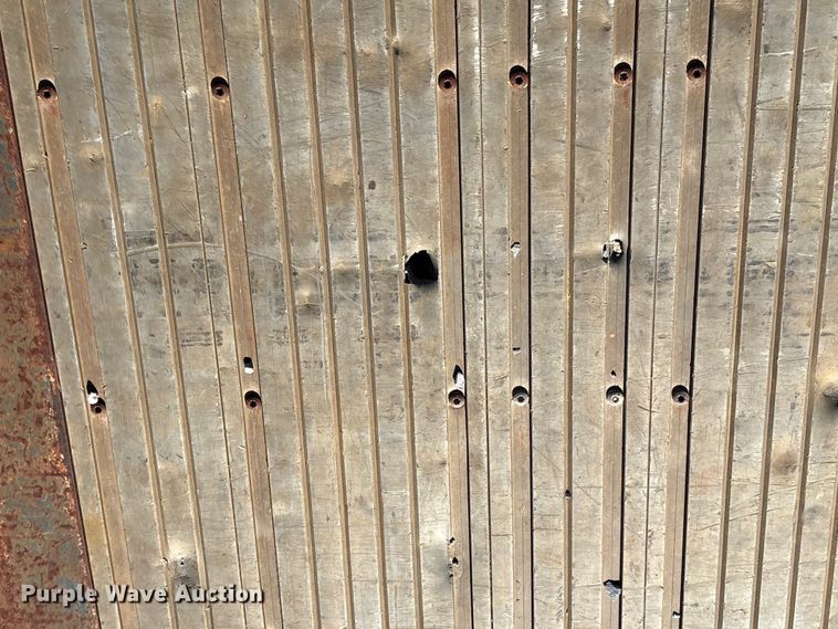 image for item EU7119 2001 Dorsey DCTC-48 flatbed trailer