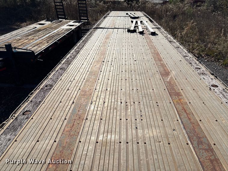 image for item EU7119 2001 Dorsey DCTC-48 flatbed trailer