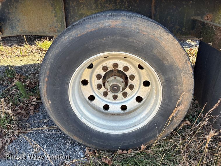 image for item EU7119 2001 Dorsey DCTC-48 flatbed trailer