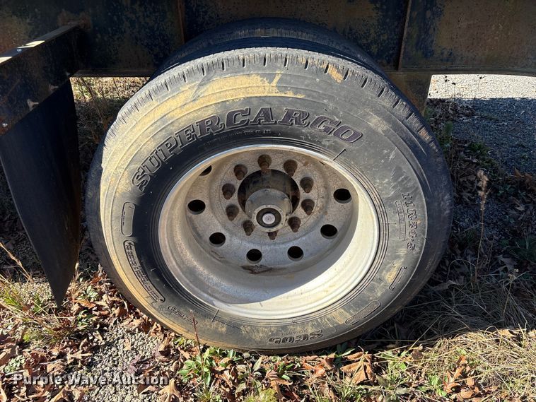 image for item EU7119 2001 Dorsey DCTC-48 flatbed trailer