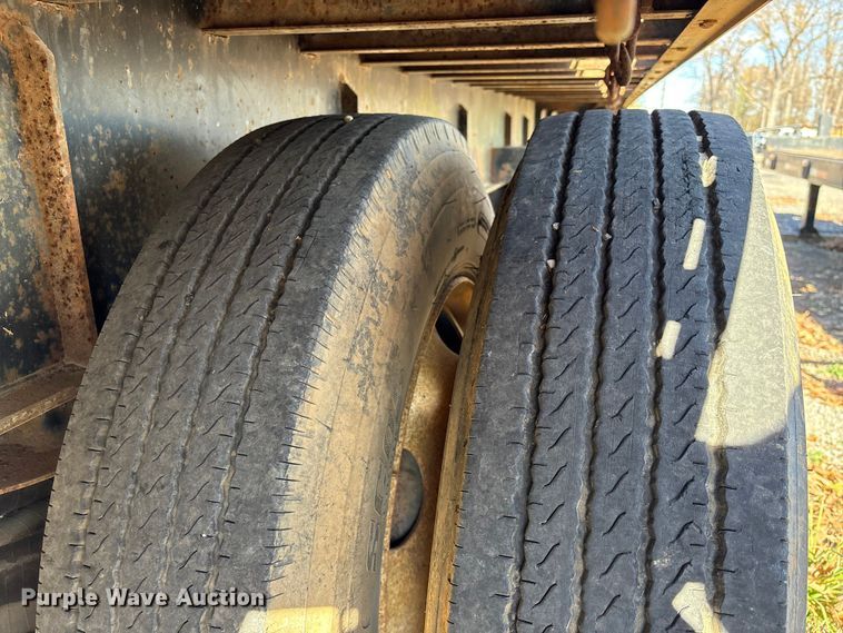 image for item EU7119 2001 Dorsey DCTC-48 flatbed trailer