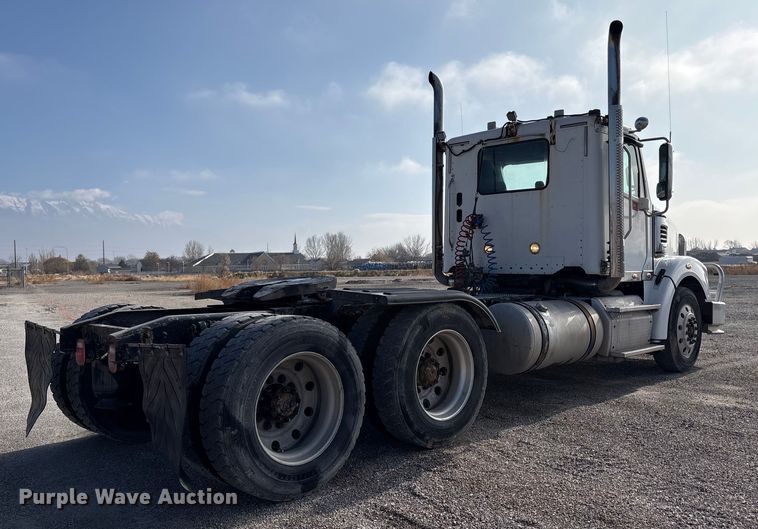 image for item EU8558 2013 Freightliner Coronado semi truck
