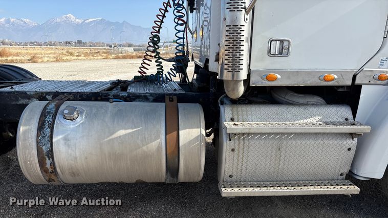 image for item EU8558 2013 Freightliner Coronado semi truck