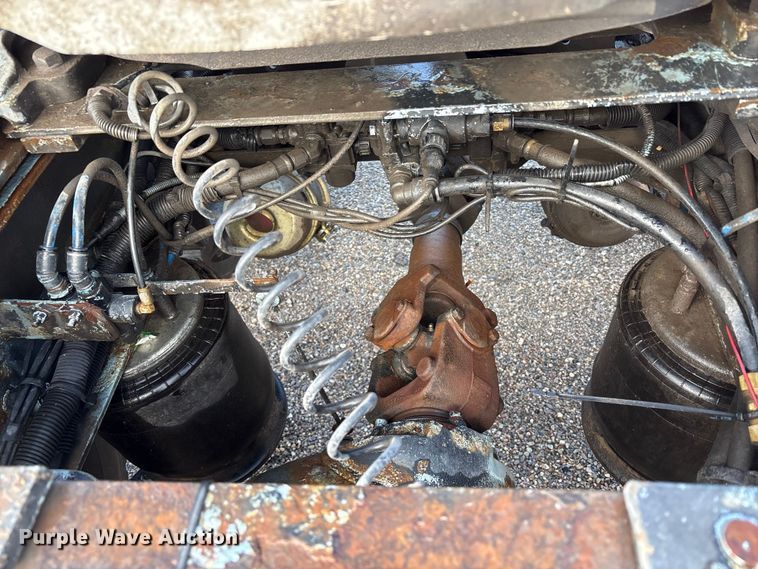 image for item EU8558 2013 Freightliner Coronado semi truck