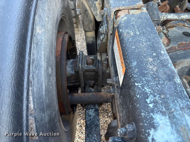 image for item EU8558 2013 Freightliner Coronado semi truck