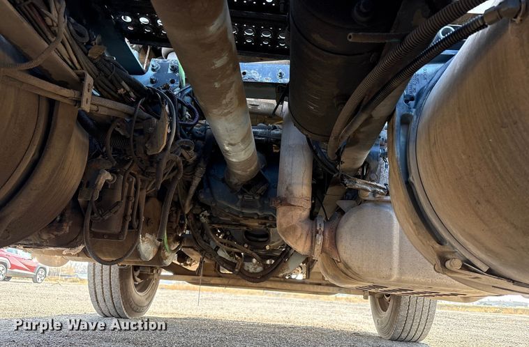 image for item EU8558 2013 Freightliner Coronado semi truck