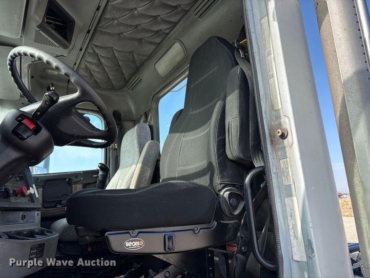 image for item EU8558 2013 Freightliner Coronado semi truck