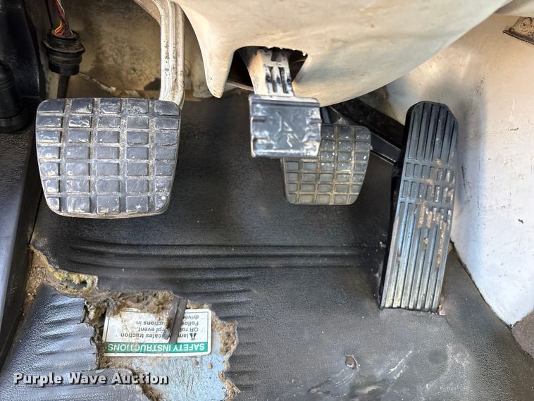 image for item EU8558 2013 Freightliner Coronado semi truck