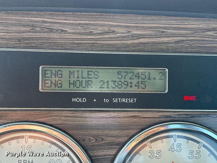 image for item EU8558 2013 Freightliner Coronado semi truck