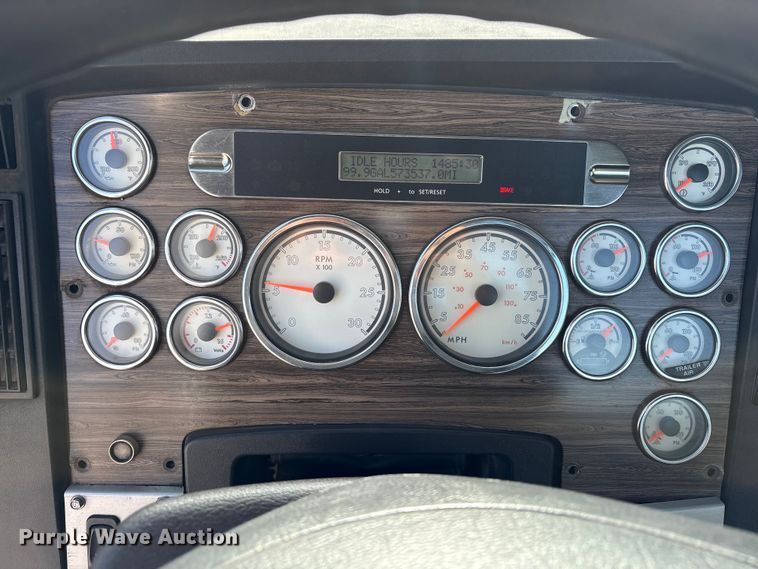 image for item EU8558 2013 Freightliner Coronado semi truck