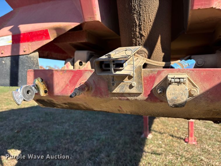 image for item EV3266 1990 Hilbilt 22-24 5/16 FLMN end dump trailer