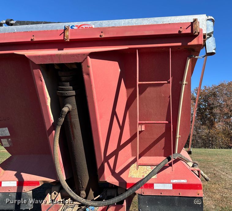 image for item EV3266 1990 Hilbilt 22-24 5/16 FLMN end dump trailer