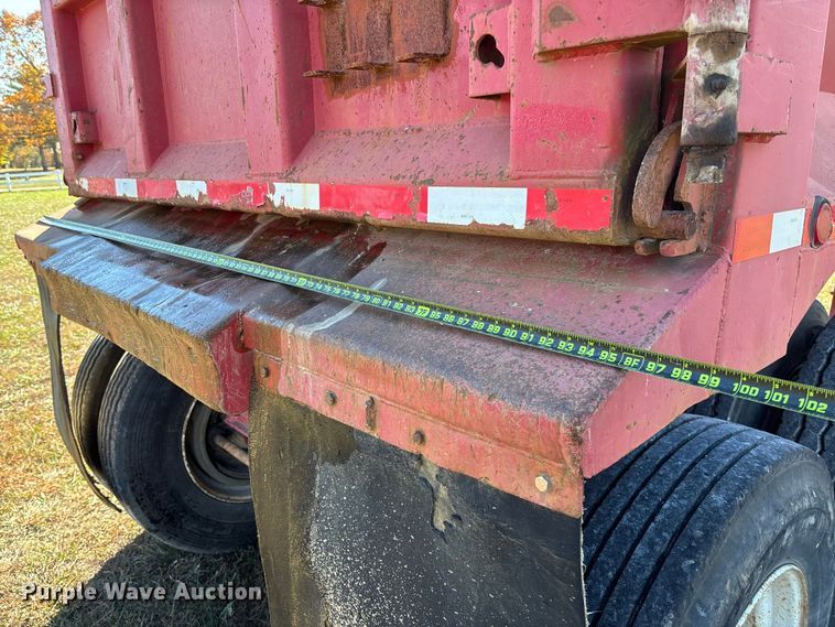 image for item EV3266 1990 Hilbilt 22-24 5/16 FLMN end dump trailer