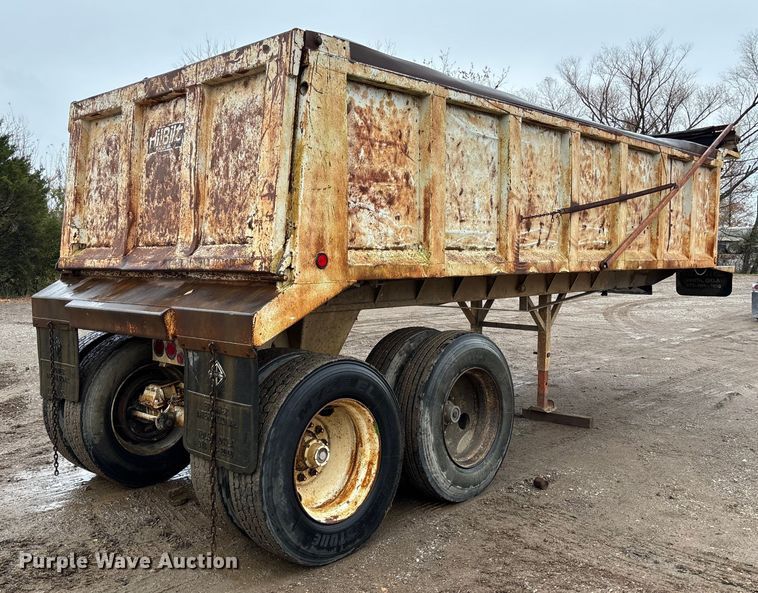 image for item EV3350 1991 Hilbilt 22-22FL end dump trailer