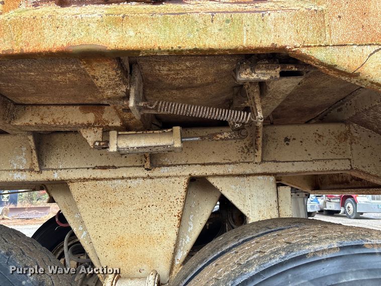 image for item EV3350 1991 Hilbilt 22-22FL end dump trailer