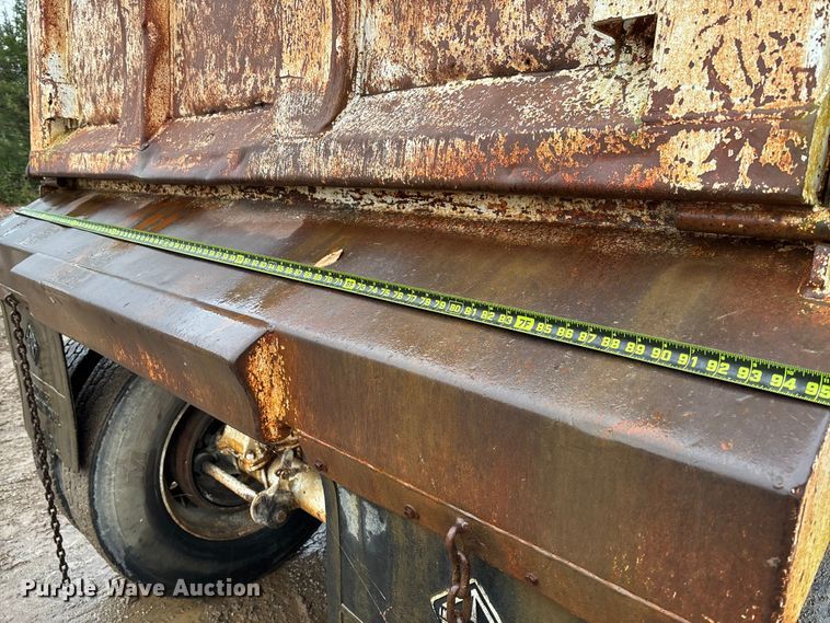 image for item EV3350 1991 Hilbilt 22-22FL end dump trailer