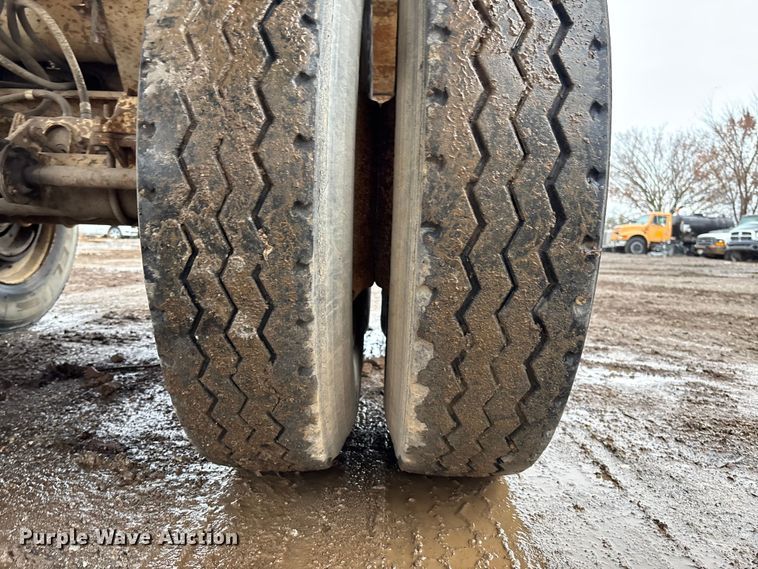 image for item EV3350 1991 Hilbilt 22-22FL end dump trailer