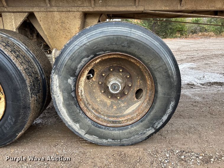 image for item EV3350 1991 Hilbilt 22-22FL end dump trailer