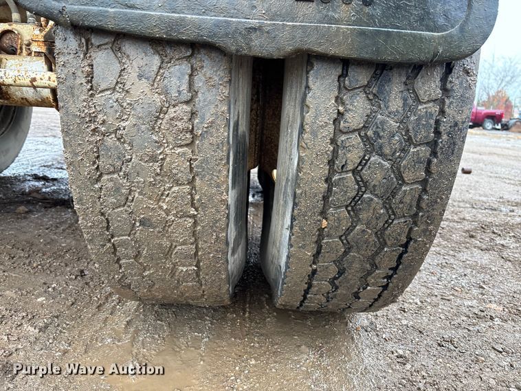 image for item EV3350 1991 Hilbilt 22-22FL end dump trailer