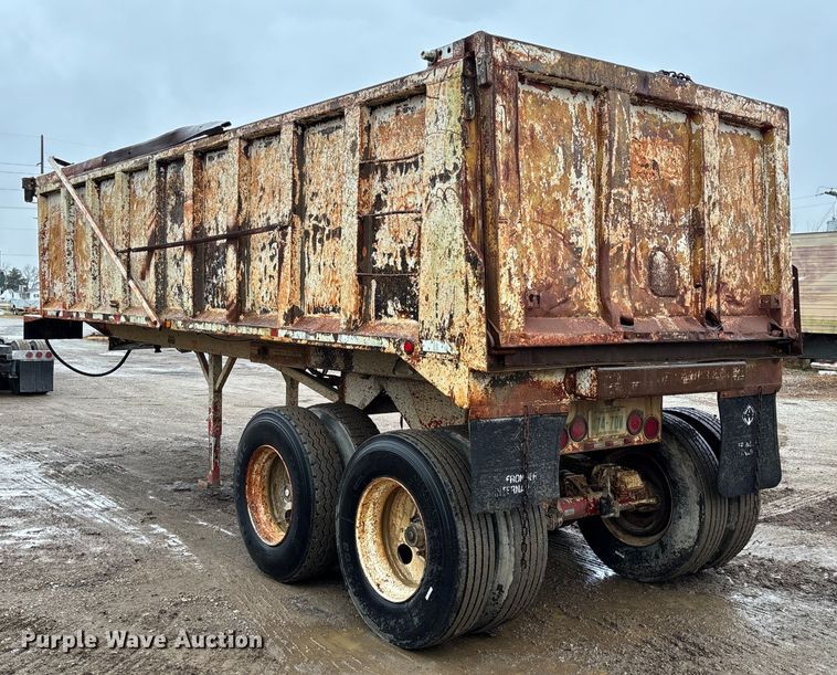 image for item EV3352 1987 Hilbilt 24-29 end dump trailer