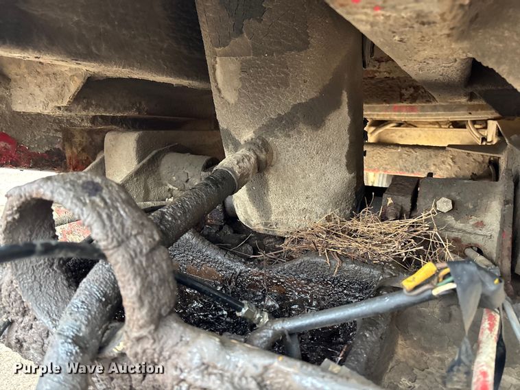 image for item EV3352 1987 Hilbilt 24-29 end dump trailer