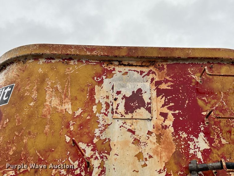 image for item EV3352 1987 Hilbilt 24-29 end dump trailer