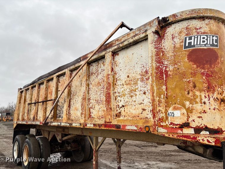 image for item EV3352 1987 Hilbilt 24-29 end dump trailer