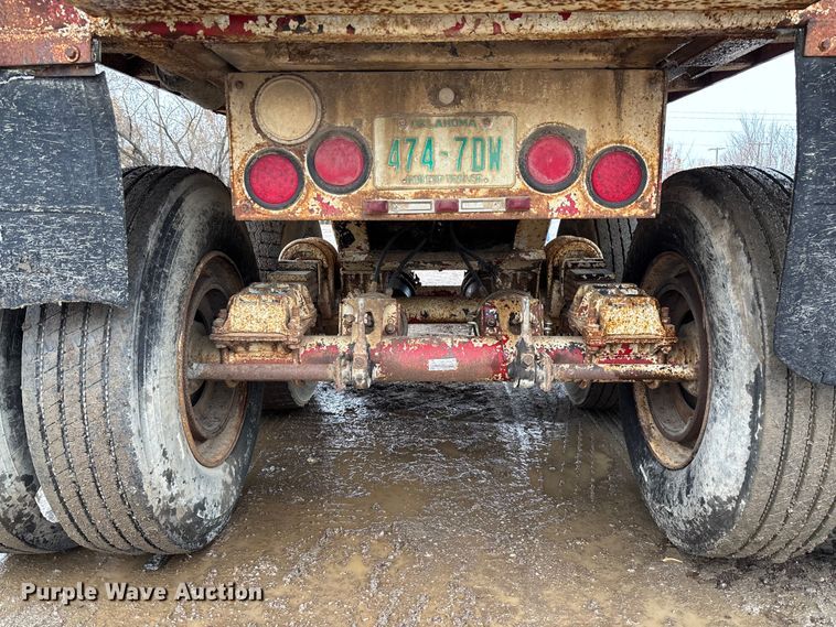 image for item EV3352 1987 Hilbilt 24-29 end dump trailer