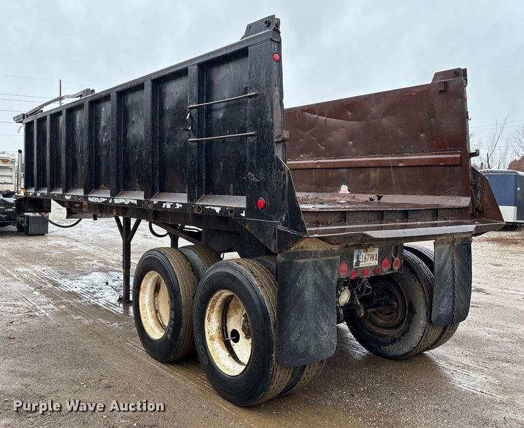 image for item EV3353 1995 Hibilt end dump trailer