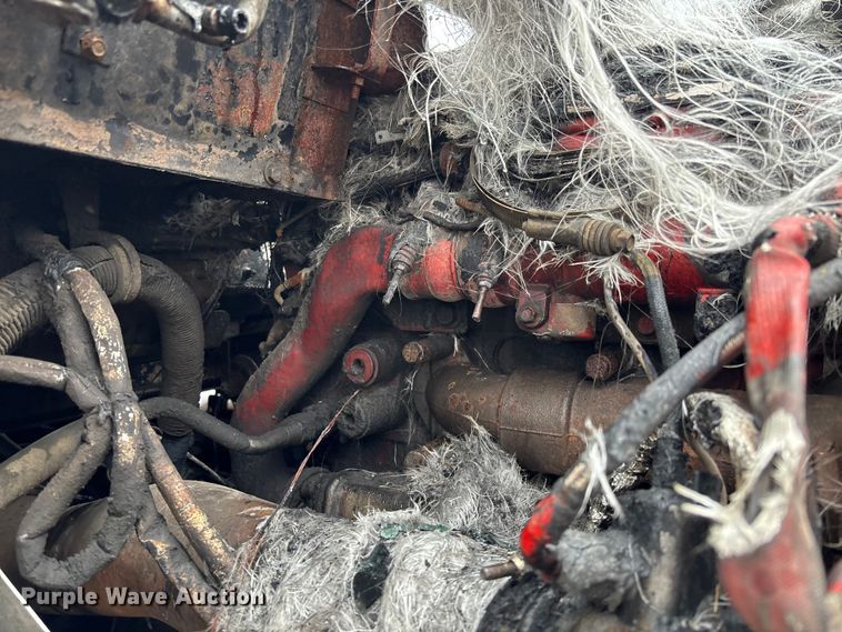 image for item EV3364 2013 Kenworth T800 semi truck