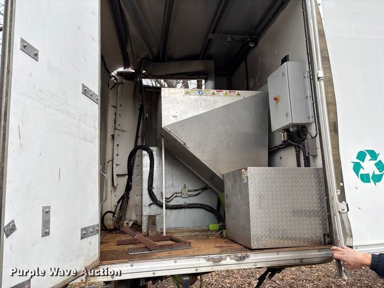 image for item EV3488 AXO paper shredder