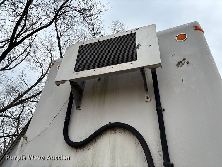 image for item EV3488 AXO paper shredder