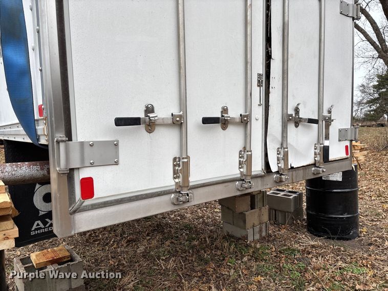 image for item EV3488 AXO paper shredder