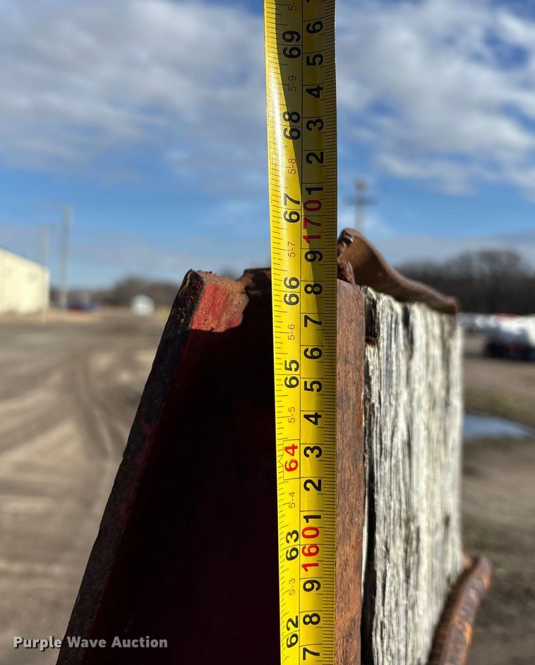 image for item FG1654 2008 Kaufman Semi-Trailer drop deck equipment trailer