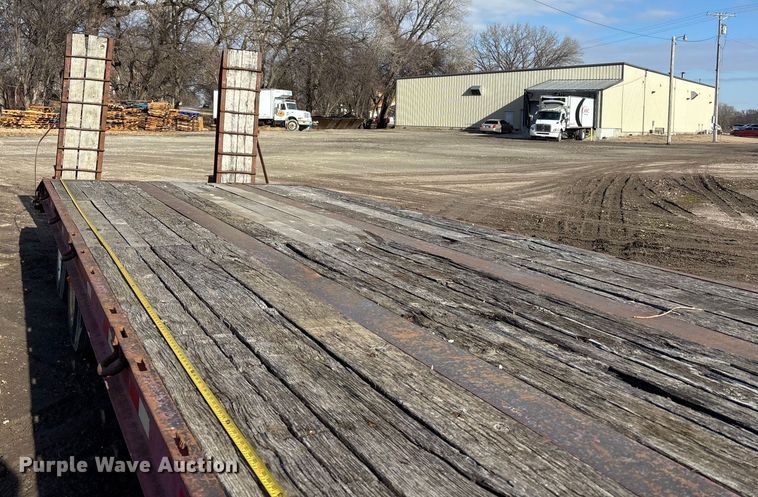 image for item FG1654 2008 Kaufman Semi-Trailer drop deck equipment trailer