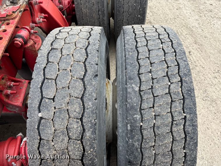 image for item FG1744 2015 Freightliner Cascadia semi truck