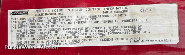 image for item FG1744 2015 Freightliner Cascadia semi truck