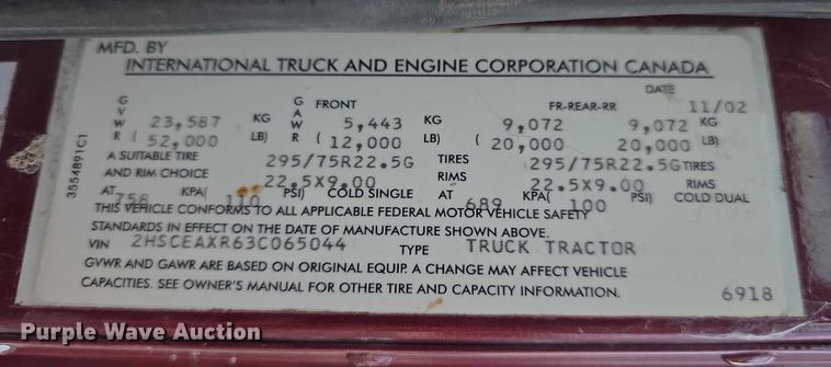 image for item FI0740 2003 International 9200I semi truck
