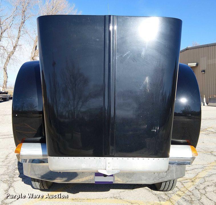 image for item FK0914 2002 Peterbilt 378 semi truck