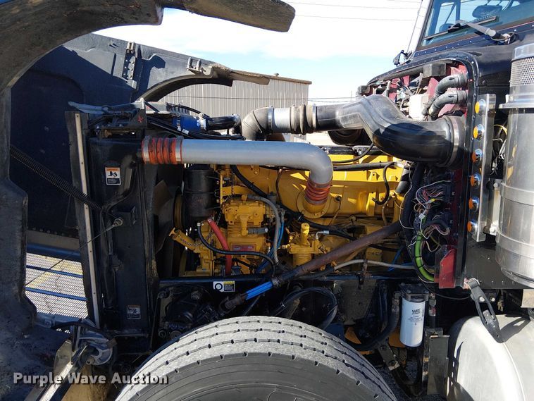 image for item FK0914 2002 Peterbilt 378 semi truck