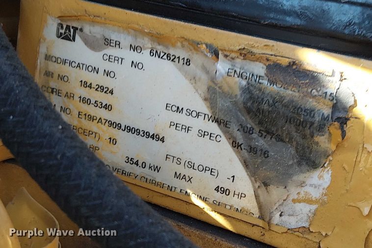 image for item FK0914 2002 Peterbilt 378 semi truck