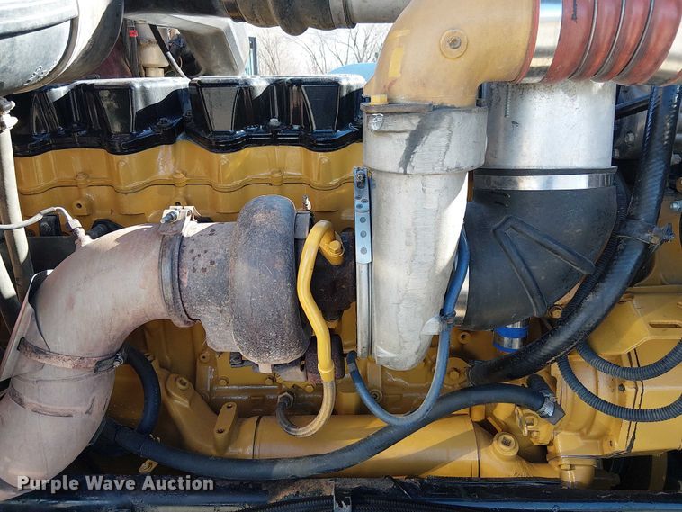 image for item FK0914 2002 Peterbilt 378 semi truck