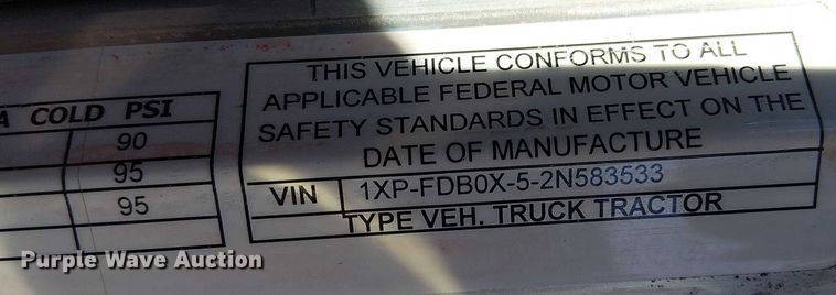 image for item FK0914 2002 Peterbilt 378 semi truck