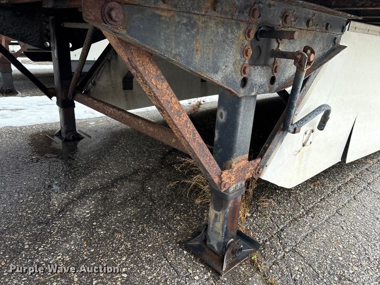 image for item FK1048 2007 Stoughton Trailers AVW-535T-S-C-AR dry van trailer