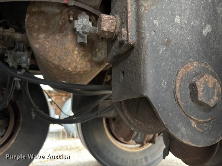 image for item FK1048 2007 Stoughton Trailers AVW-535T-S-C-AR dry van trailer