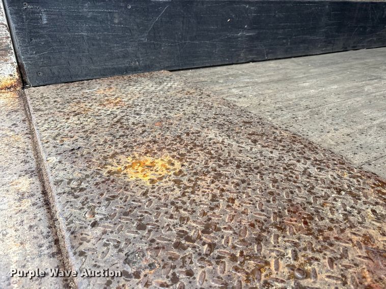 image for item FK1048 2007 Stoughton Trailers AVW-535T-S-C-AR dry van trailer