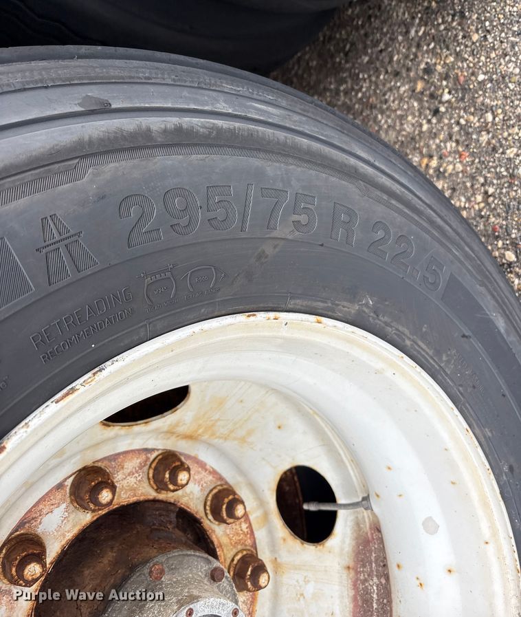 image for item FK1048 2007 Stoughton Trailers AVW-535T-S-C-AR dry van trailer