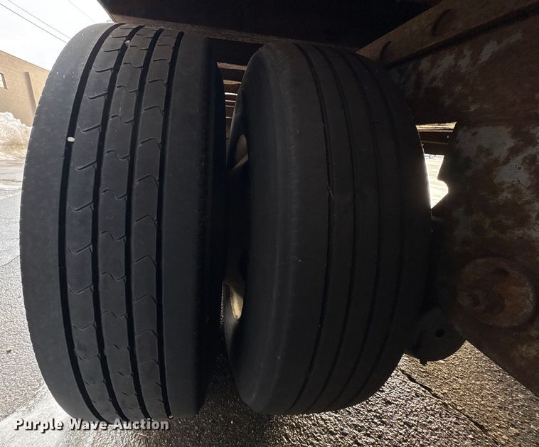 image for item FK1049 2006 Great Dane 7411TP-SA dry van trailer