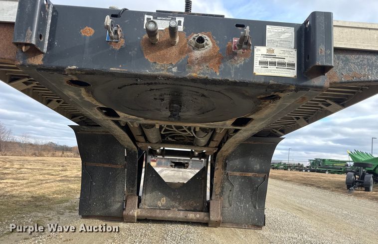 image for item NB9026 2014 Landoll Hauloll 835 lowboy equipment trailer
