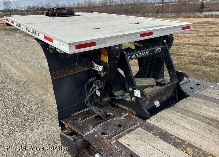 image for item NB9026 2014 Landoll Hauloll 835 lowboy equipment trailer